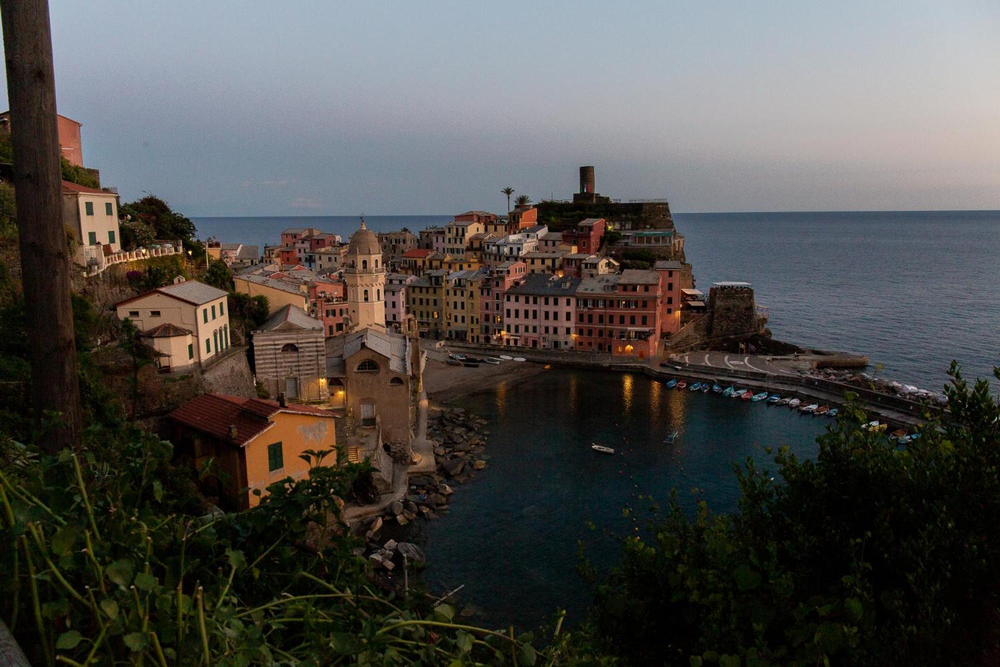 The Vernazza Main Plaza - Rooms & Suites Exteriör bild